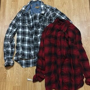 Flannel shirts lot of 2 size small